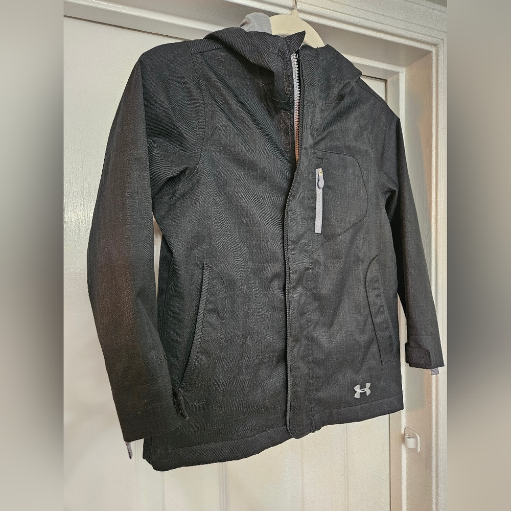 Under Armour Jacket, Youth Small, Black/Gray